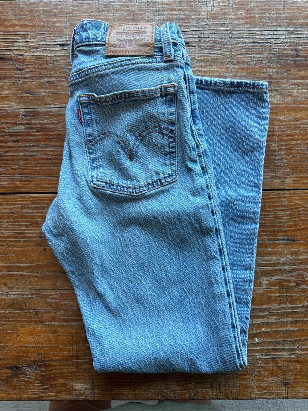 Levis Premium Wedgie Straight Faded Wash Button Fly Jeans 28" Inseam Size 24
